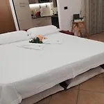 Rosahouse דירה *